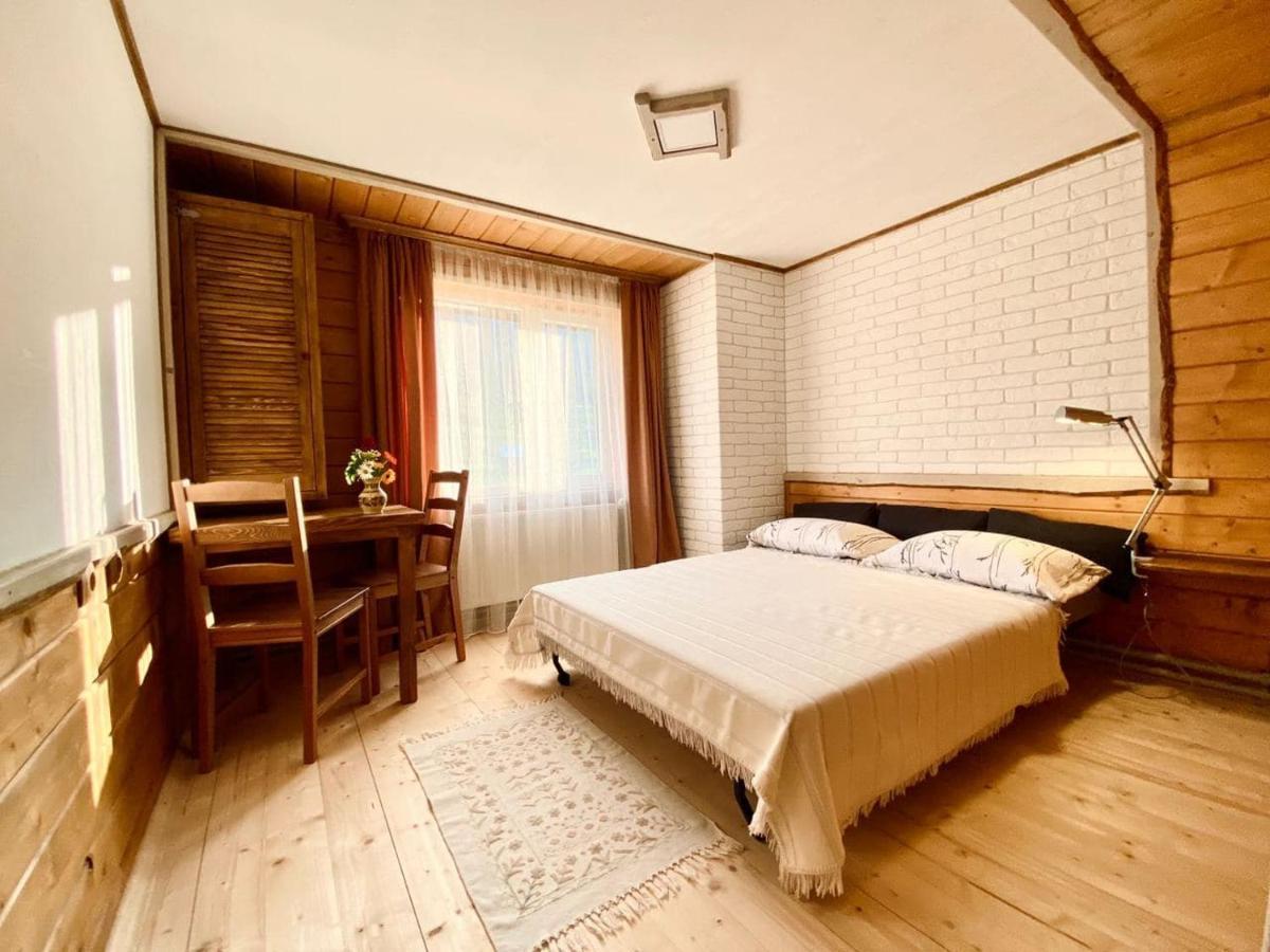 Krokus House Verhovîna Exterior foto