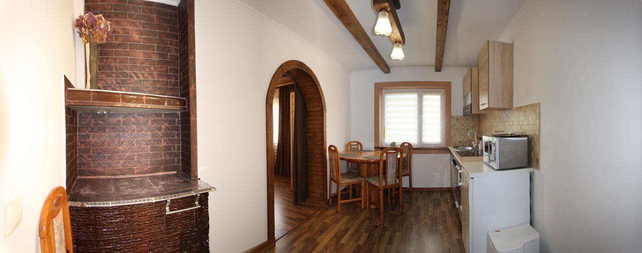 Krokus House Verhovîna Exterior foto